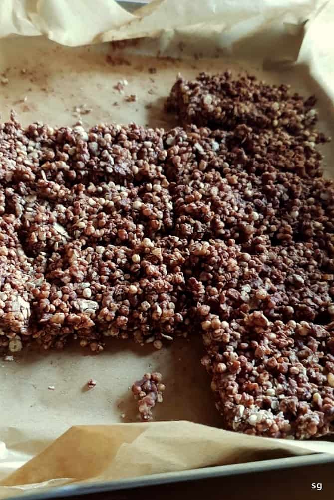 Barres au chocolat, noisettes et quinoa soufflé